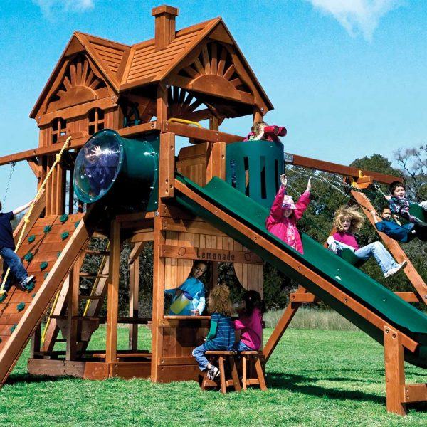 Huckleberry Hideout Pkg V Maxed Out (50D) Rainbow Play Systems