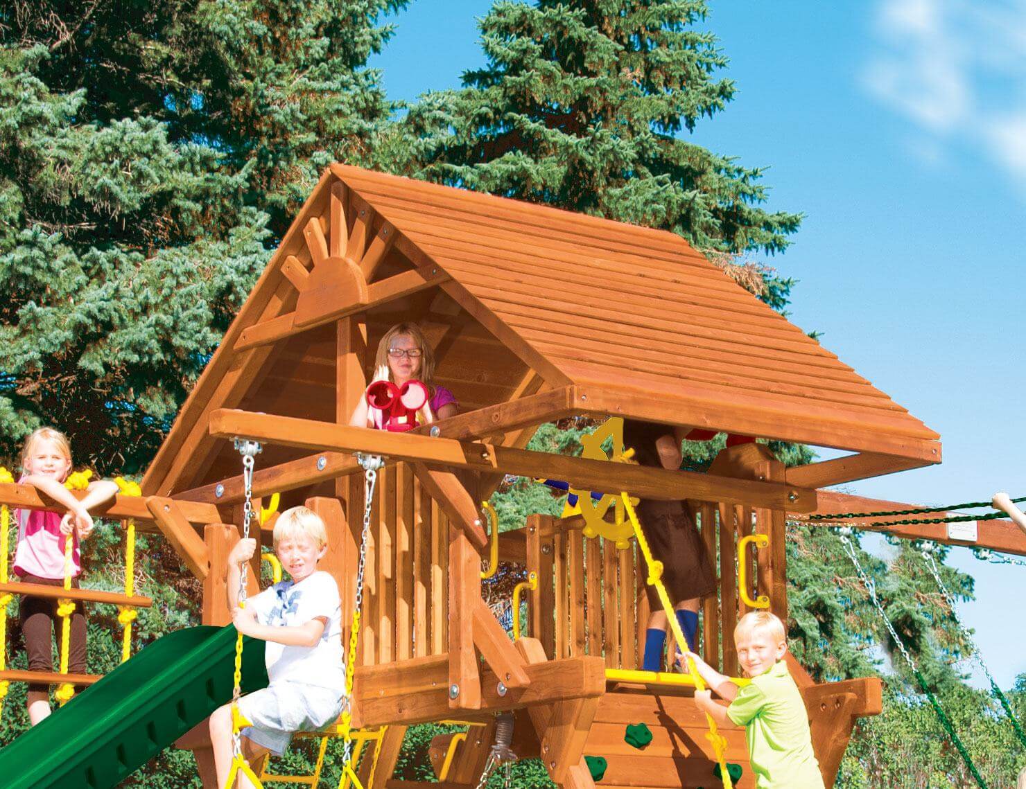 143 Wooden Roof with Fans Castle