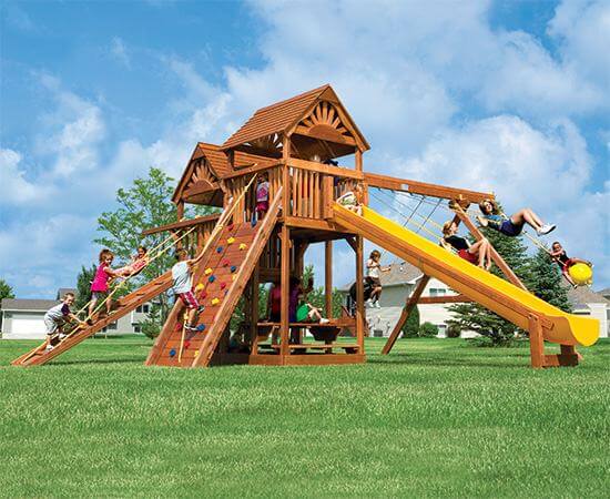 86D King Kong Clubhouse Pkg II Nicely Equipped and Wood Roofs Playset