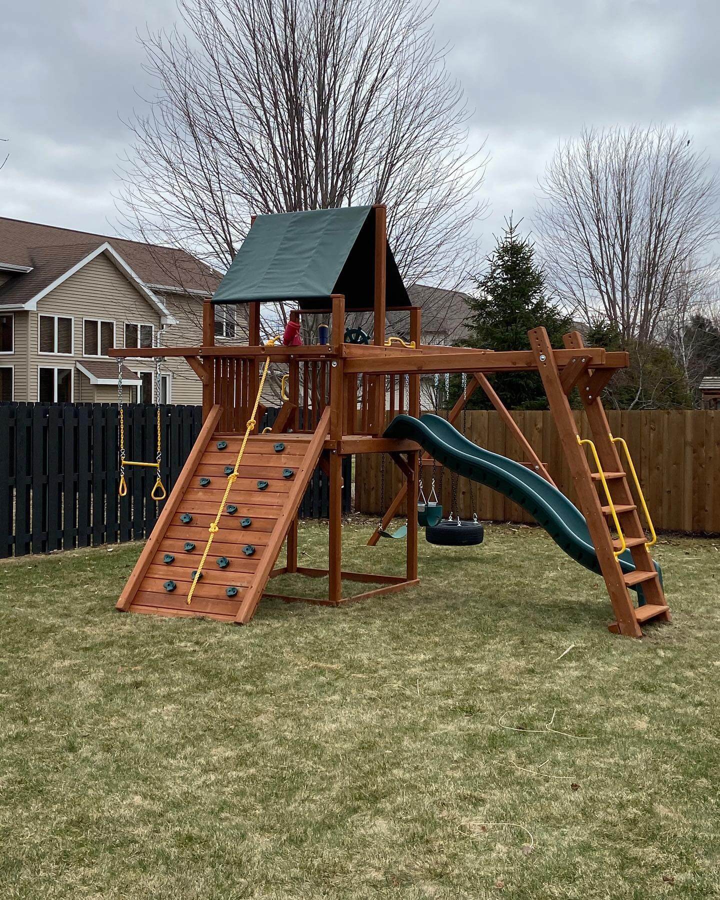 Rainbow Play Systems of NE Wisconsin